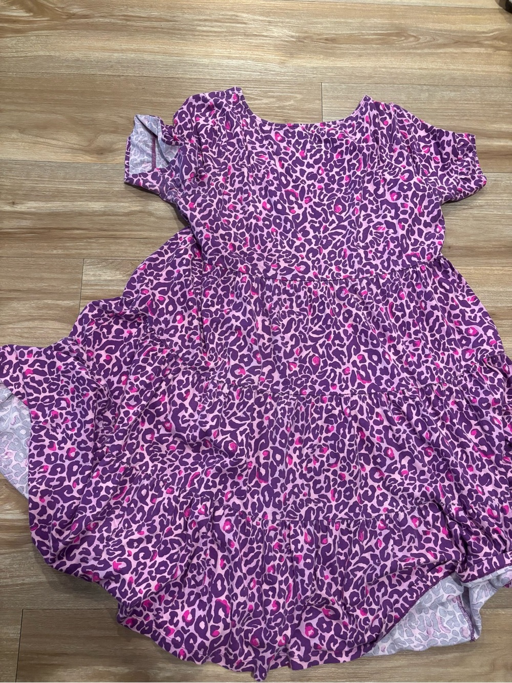 Lilly Pulitzer Purple & Pink Leopard Tiered Dress size XL - Picture 3 of 3